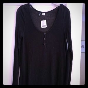 Urban Outfitter BDG new black sweater